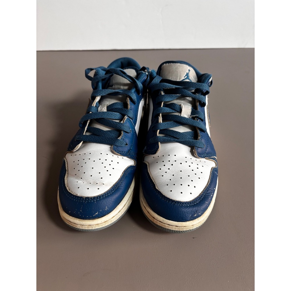 Air Jordan 1 Low White‎ Blue Sneakers Youth Size 7Y Womens 8.5 - Picture 2 of 10